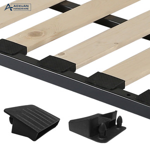 Base de lit <span class=keywords><strong>en</strong></span> <span class=keywords><strong>bois</strong></span> <span class=keywords><strong>massif</strong></span> et métal, plate-forme <span class=keywords><strong>en</strong></span> fer épais et robuste, noir, offre spéciale - Product Image 5