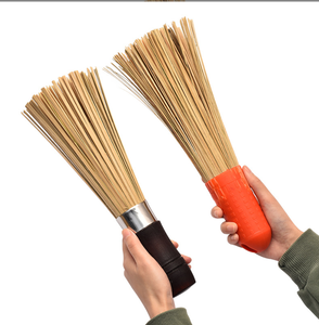 Cepillo de Cocina con Mango de Madera, Cepillo Largo para Lavar Ollas, Cepillo Diagonal de Bambú para Hotel - Product Image 1
