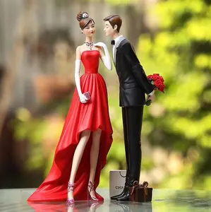 Düğün çift romantik damat ve gelin hediye heykelcik reçine tasarım kişiselleştirilmiş düğün parti