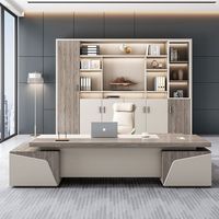 Ensemble table et chaise de direction moderne pour le bureau du patron, élégant bureau de direction pour les présidents, utilisation de l'ordinateur par les gestionnaires de bureau