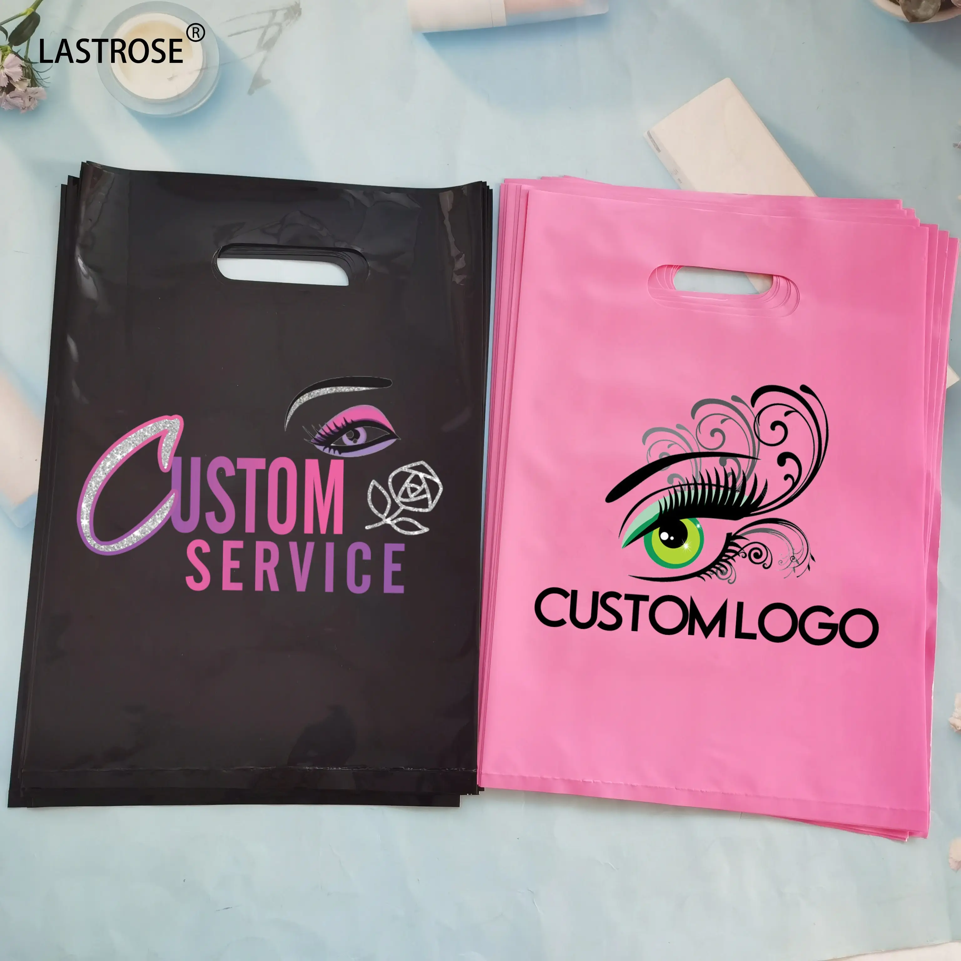 다채로운 플라스틱 손잡이 쇼핑백 개인 라벨 나만의 로고 인쇄 부티크 포장 가방 공급 업체 만들기