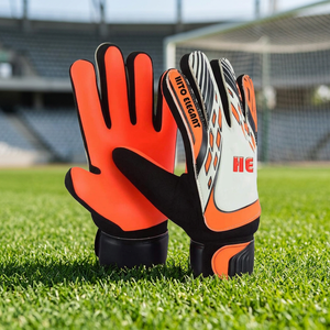 Gants de gardien de but de football professionnels orange et noir unisexes, personnalisables OEM, matériaux en maille, impression par sublimation sur le dos - Product Image 3