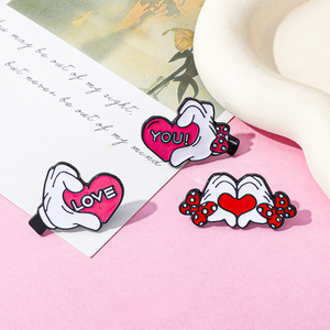 Pin <span class=keywords><strong>de</strong></span> solapa <span class=keywords><strong>de</strong></span> Anime a precio <span class=keywords><strong>de</strong></span> fábrica al por mayor, insignias en forma <span class=keywords><strong>de</strong></span> corazón a la moda, alfileres <span class=keywords><strong>de</strong></span> esmalte suave almacenados - Product Image 1