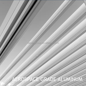 Pérgola Moderna de Aleación de Aluminio Blanca Impermeable para Terraza, Gazebo con Laterales, Persianas Enrollables con Control Remoto para Jardín, Patio Exterior - Product Image 4