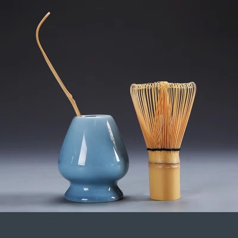 Three-piece set in blue