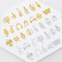 Breloques musicales personnalisées en acier inoxydable plaqué or 18 carats, assortiment de pendentifs guitare et clé de sol, fournitures de fabrication de bijoux DIY