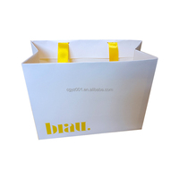 Sacs en papier blancs mats avec étiquette privée, vente en gros d'usine ZD-038, pour l'emballage des achats