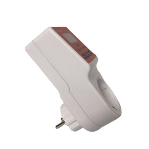 Protector de Voltaje Digital Keqiang, Enchufe de 1 Salida, 10A 15A 16A 20A 110V 220V Ajustable con Pantalla y Autoprueba - Product Image 4