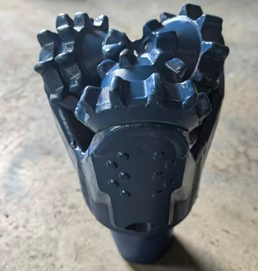 ดอกสว่านไตรโคนแบบหมุน BIBO TCI พร้อมใบมีดเหล็ก สำหรับการขุดเจาะบ่อน้ำและการขุดเจาะน้ำมัน - Product Image 1