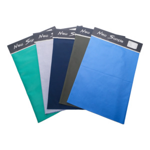 Eccellente Tessuto in Viscosa e Poliestere con Proprietà Antipiega Durevoli per Abiti da Uomo, Blazer e Abbigliamento Formale - Product Image 6