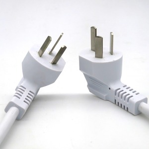 Ved chứng nhận phong cách Châu Âu 0.75 vuông hai lõi KC đồng nguyên chất mở rộng cắm dây hai vòng IEC ip11 nữ thiết bị nhà - Product Image 1