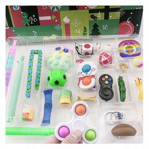 JYTZ0092 Jouets anti-stress à bulles grandes, nouveauté, pack de porte-clés calendrier de l'Avent, coque de téléphone en forme de cœur pour adulte, en plastique et caoutchouc - Product Image 4