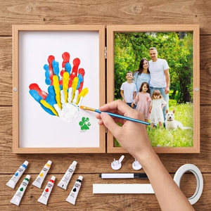 Kit de traces de mains de famille DIY avec cadre en bois – Cadeau souvenir personnalisé pour bébé, idéal pour les nouveaux parents, la grand-mère, le grand-père, la fête <span class=keywords><strong>des</strong></span> Mères - Product Image 1