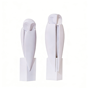 Adornos de Resina Modernos Minimalistas con Diseño de Búho Ermitaño, Creativos y Personalizados, para Decoración de TV o Estudio - Product Image 6