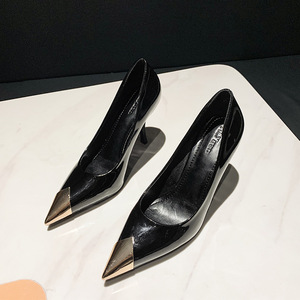 Sandales à talons hauts sexy en satin de soie à bout pointu et boucle carrée, ajourées à l'arrière, pour femme, collection début de printemps - Product Image 4