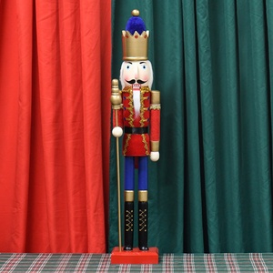 Grand <span class=keywords><strong>Casse</strong></span>-Noisette en Bois Traditionnel de 90 cm, Décoration de Noël Grandeur Nature avec Sceptre, Vente en Gros de <span class=keywords><strong>Casse</strong></span>-<span class=keywords><strong>Noisettes</strong></span> en Bois - Product Image 1