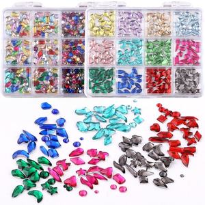 Lot de 12 grilles de strass 3D à dos plat de tailles variées pour ongles, fournitures de petites breloques en résine acrylique, <span class=keywords><strong>cristal</strong></span> et perles pour DIY - Product Image 3