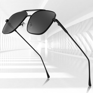 Lunettes de soleil de luxe à monture métallique, verres PC UV400, carrées, unisexes, mode, protection solaire, pour voyage et conduite - Product Image 3