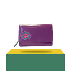 Durable <b>Medium</b> <b>Size</b> Ladies Genuine Leather Wallet with 3D Flower Design Waterproof <b>Purse</b> Multiple Card Cash Compartments Clutch - Product Image 1