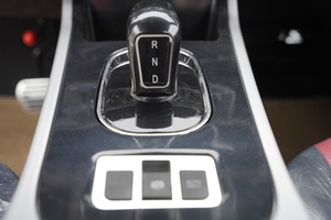 Vehículos de Nueva Energía, SUV Grandes, Autos para Desplazamientos a Baja Velocidad, Viajes de Corta Distancia, Autonomía de 101-200 km, Batería de 30kWh, Motor de 50kW - Product Image 6