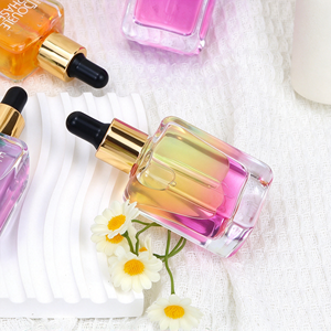 Multi-Ingredient Facial Serum and Oil <b>with</b> Vitamin C Hyaluronic Acid Peptide Retinol Arbutin Hydrating Skin Care - Product Image 5