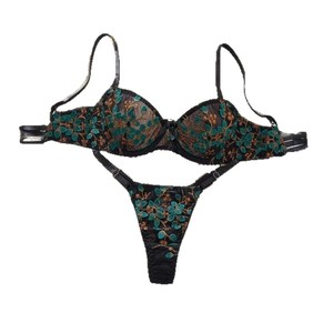 Nouvel ensemble de lingerie de luxe 2026 sexy en dentelle brodée, ajusté et respirant - Product Image 6