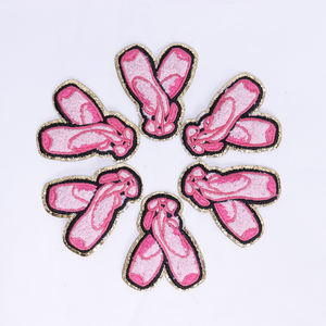 Keymay livraison rapide bricolage broderie personnalisé Chenille Patch autocollant auto-adhésif paillettes université Chenille Ballet pantoufles Patch - Product Image 3