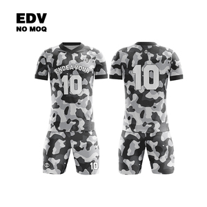 Maillot de football personnalisé de haute qualité, OEM, nom et numéro personnalisés, en vente - Product Image 2