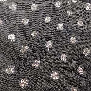 เดรสผู้หญิงทรงเข้ารูป ยาวคลุมเข่า ผ้ากำมะหยี่สีเงิน ลายด็อบบี้ เอวธรรมชาติ แต่งลูกไม้ กระดุม ซิป ทอแบบพิเศษ รุ่น ALBBCBS07 - Product Image 6