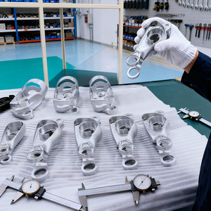 Cánh tay robot công nghiệp OEM, cánh tay robot 6 trục bằng nhôm - Product Image 3