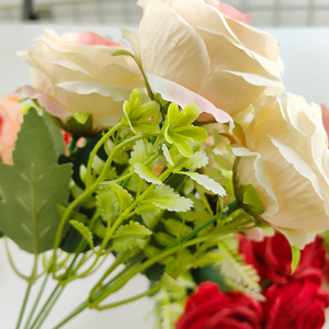 6 Rosas de Seda con Ramas Divididas, Flores Artificiales de 35 cm de Altura, Decoraciones de Boda, Ramo de Flores Artificiales para el Hogar - Product Image 3