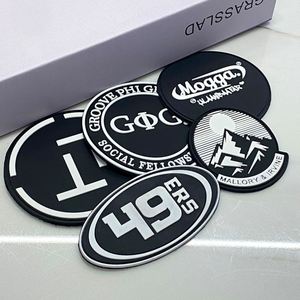 Patchs personnalisés 3D en PVC et silicone, logo en caoutchouc souple gaufré, à coudre, thermocollants ou à fusionner à chaud pour vêtements, sacs, chapeaux, jeans - Product Image 1