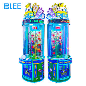 Machine de jeu d'arcade de football BLEE à pièces, jeu de récompense de compétence, machine de jeu de football à commande d'arcade - Product Image 1