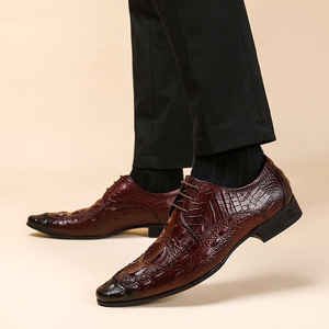 Chaussures habillées en cuir pour hommes, motif crocodile, style anglais, en cuir de vachette, pour affaires, style Oxford, tendance et élégantes - Product Image 4