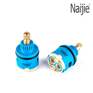 Venta al por Mayor de Fábrica: Núcleos de Válvula de Cerámica de 30 mm, Certificados para Agua Fría y Caliente, Interruptores Desviadores de Grifo de Cobre para Baño - Product Image 4