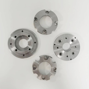 Flange de moteur de moto personnalisée, sophistiquée, en acier, refaçonnée, usinée CNC, flange en acier modifiée pour moto - Product Image 4