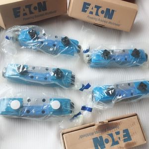 วาล์วควบคุมทิศทางไฮดรอลิก Eaton รุ่น DG4V-3-6C-VM-U-H7-60 60 ลิตร/นาที 315 บาร์ โซลินอยด์วาล์ว - Product Image 1