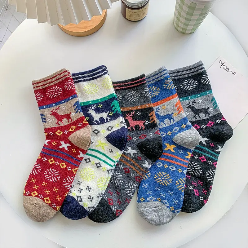 2022 Japanese Fashion Retro Ethnic Style Rhombus Knitted Women Socks Wool Double Needle Street High Quality Neutral Socks
