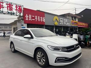 VW <span class=keywords><strong>Bora</strong></span> 1.2T Edición Premium Sedán LHD en Excelente Estado, Cámara LED, Estacionamiento Eléctrico, 300TSI DSG, Auto a Gasolina, Jiben Auto - Product Image 3