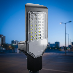 Lampadaire LED 36W étanche à haute luminosité, lampe de sécurité extérieure, corps en aluminium durable, éclairage de poteau pour routes et chemins industriels - Product Image 1