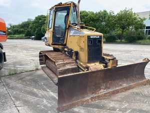 Bulldozer usado CAT D3G Precio barato excelente rendimiento Bulldozer usado D3G para la venta - Product Image 2