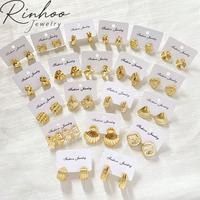 1 Paire de Boucles d'Oreilles Clous Élégantes et Délicates en Acier Inoxydable 304 Plaqué Or 18K, Motifs Pentagramme, Étoile, Cœur et Nœud, pour Femme, Idéal Cadeau