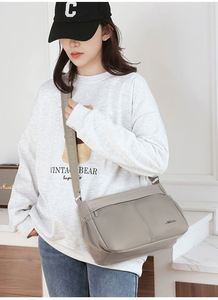 Nouveau Sac à Main de Voyage Décontracté pour <span class=keywords><strong>Femme</strong></span> 2025, Grande Capacité, Motif Géométrique, en Nylon, avec Bandoulière Réglable - Product Image 2