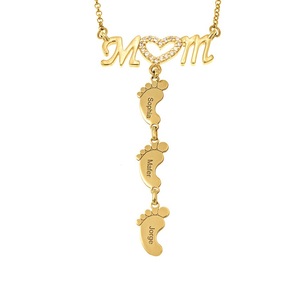 Commercio all'ingrosso In Acciaio Inox PVD Placcatura in Oro Su Misura Piedi Del Bambino di Strass MAMMA <span class=keywords><strong>Figlia</strong></span> Della Collana <span class=keywords><strong>Per</strong></span> I Regali - Product Image 1