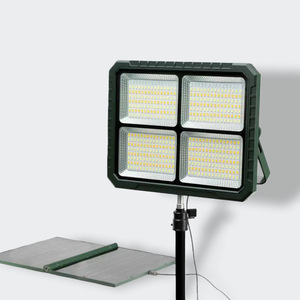 Lanterne LED à énergie solaire avec chargement USB pour l'éclairage extérieur en camping - Product Image 3