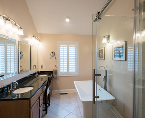 ตู้ห้องน้ำไม้ดีไซน์ทันสมัย - Product Image 1