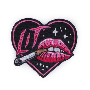 Bán buôn tùy chỉnh sắt trên quần áo thêu các bản vá lỗi sản xuất tại Trung Quốc - Product Image 1