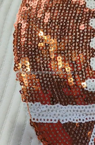 Beige Bubble Gum Texture paillettes calcio basket Baseball Shacket Casual Shirtcolla giacca a maniche lunghe per le donne - Product Image 4