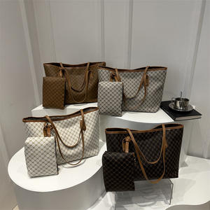 <span class=keywords><strong>Borse</strong></span> Grandi da <span class=keywords><strong>Donna</strong></span> in Pelle e Borsa a Mano di Lusso Firmata di Grande Capacità con Monogramma Borsa Tote a Manico Superiore Borsa <span class=keywords><strong>Shopper</strong></span> Composita SENZA MARCHIO - Product Image 1