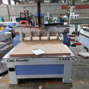 Industri Bangunan 1325 Kit Meja Router Cnc Empat Mesin Pemotong Kayu untuk Ukiran Peti Mati Bantuan Dapat Disesuaikan Bubut Cnc